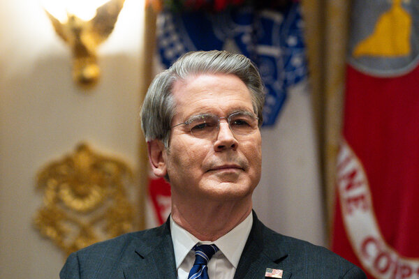 Глава минфина США предупредил РФ о санкциях в случае срыва мирных переговоров с Украиной