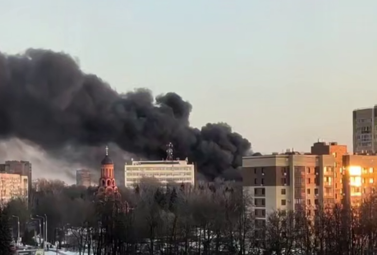 Украина ударила по заводу в Брянске, который производит чипы для ракетных комплексов (видео)