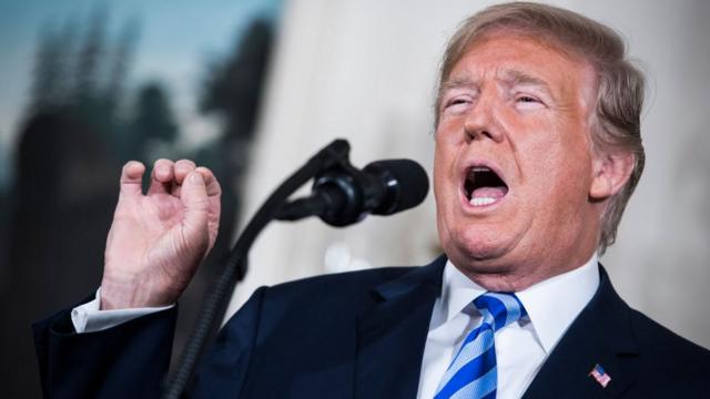 Трамп угрожает уничтожить электростанции Ирана за блокирование Ормузского пролива. Тегеран ответил