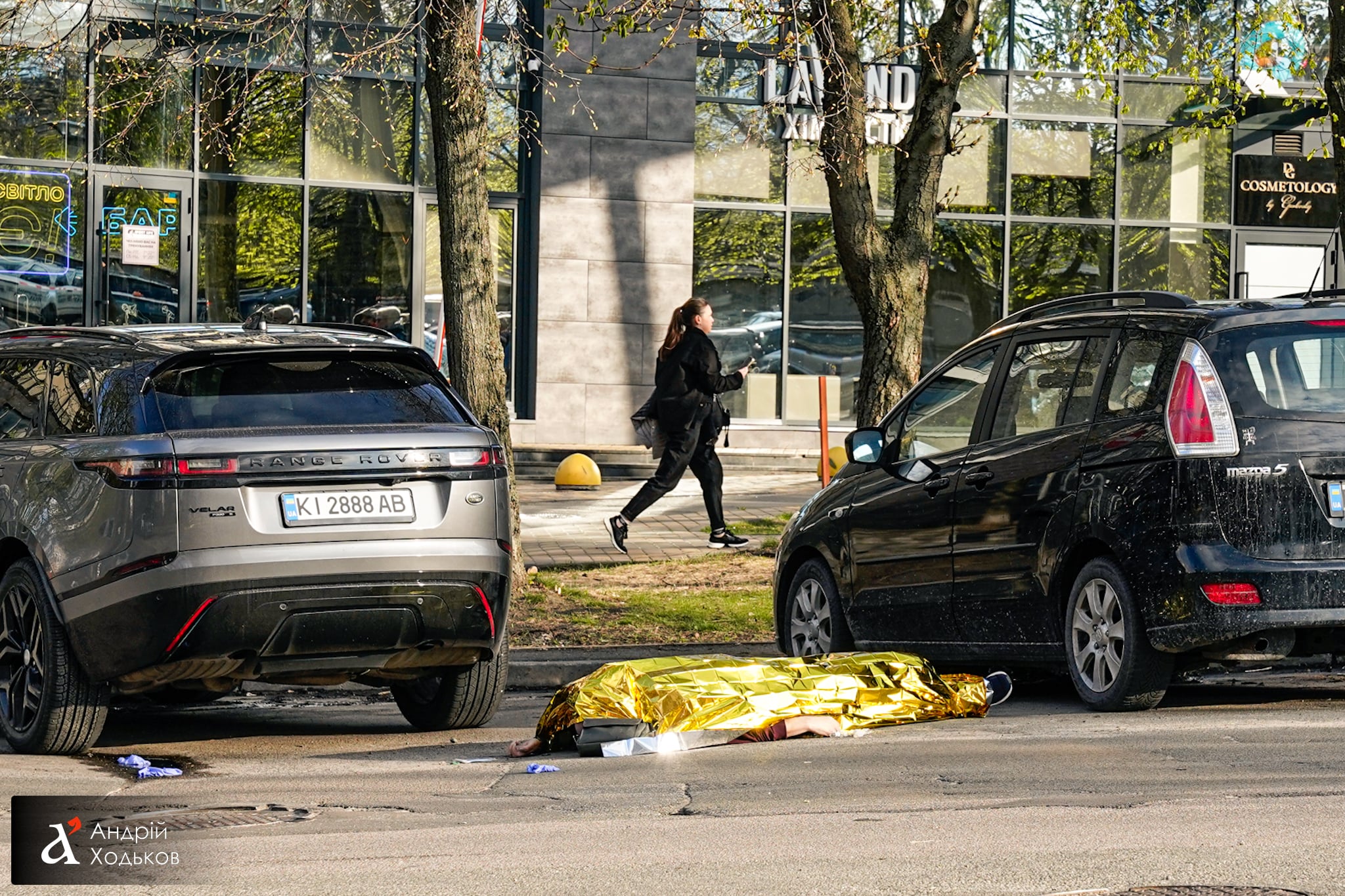 В результате стрельбы в Киеве погибли пять человек, еще 15 ранены (Видео)
