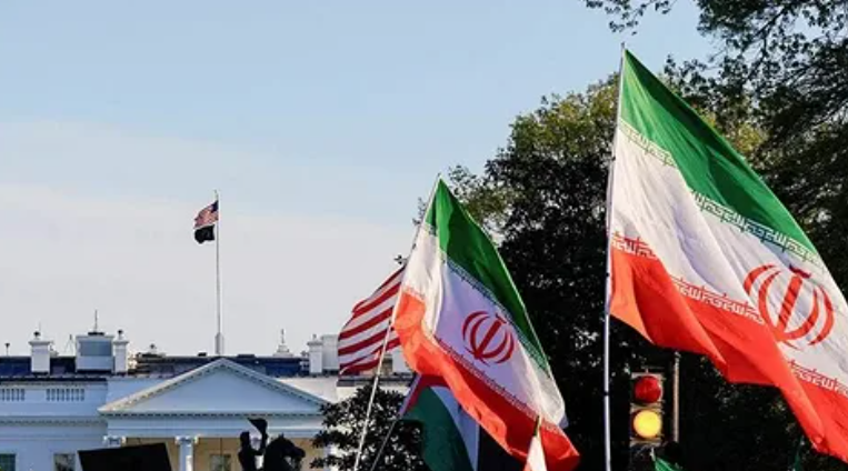 Иран не продолжит переговоры в Пакистане, пока США блокируют Ормуз – СМИ