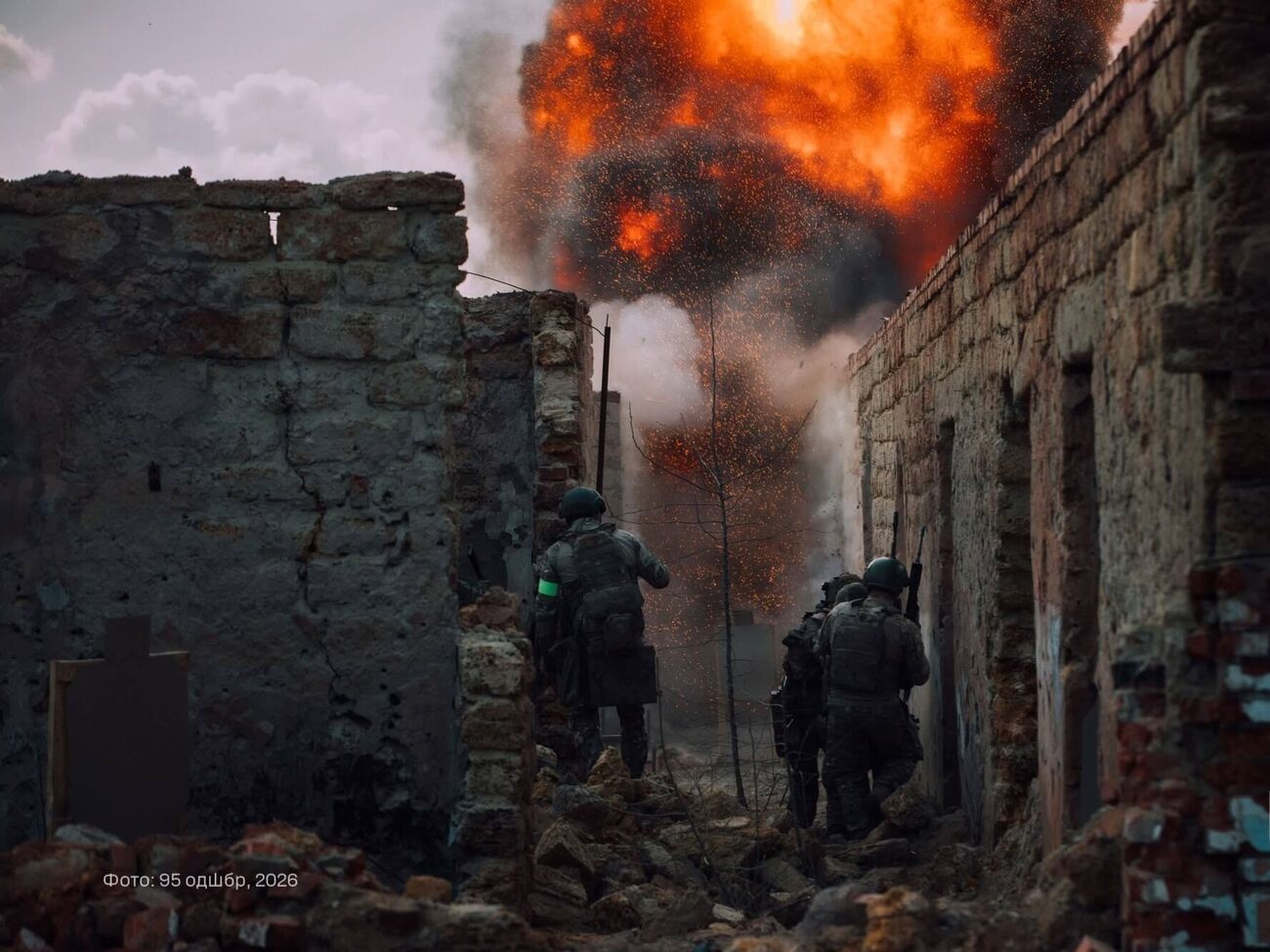 Зеленский "потерял 80% своих иллюзий" относительно Трампа. NYT оценила шансы Украины и РФ договориться о мире