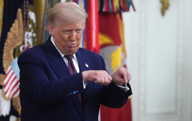 Трамп снова заявил, что РФ за день захватила бы Киев, если бы российский генерал не завел танки в болото
