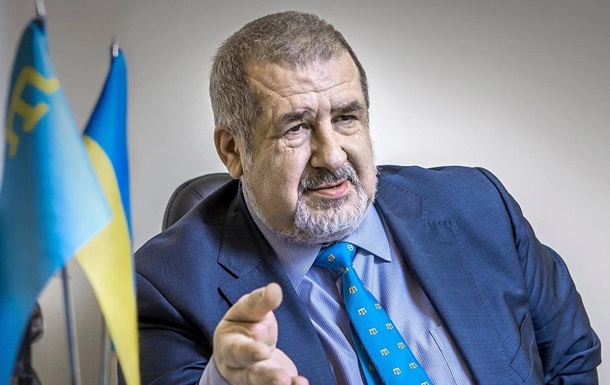 "Мы настаиваем": Чубаров призвал россиян покинуть Крым, пока мост ещё стоит